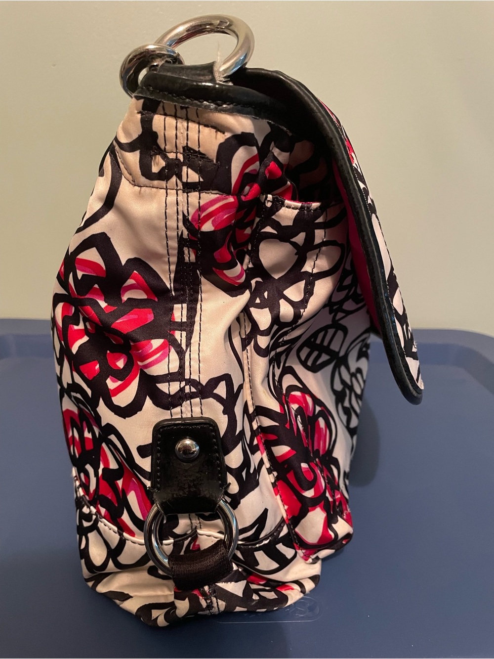 Coach Floral Foldover / Cross-body in White, Black, Red & Hot Pink - Picture 4 of 16